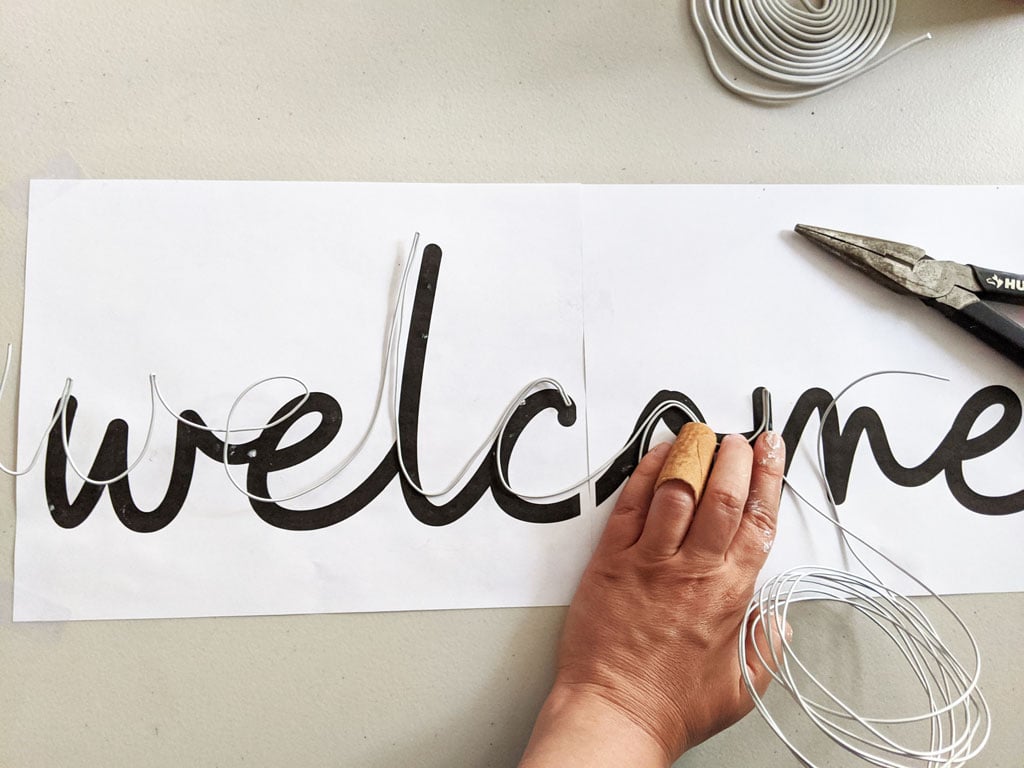 diy-wired-word-signs-free-template-included-bloom-in-the-black